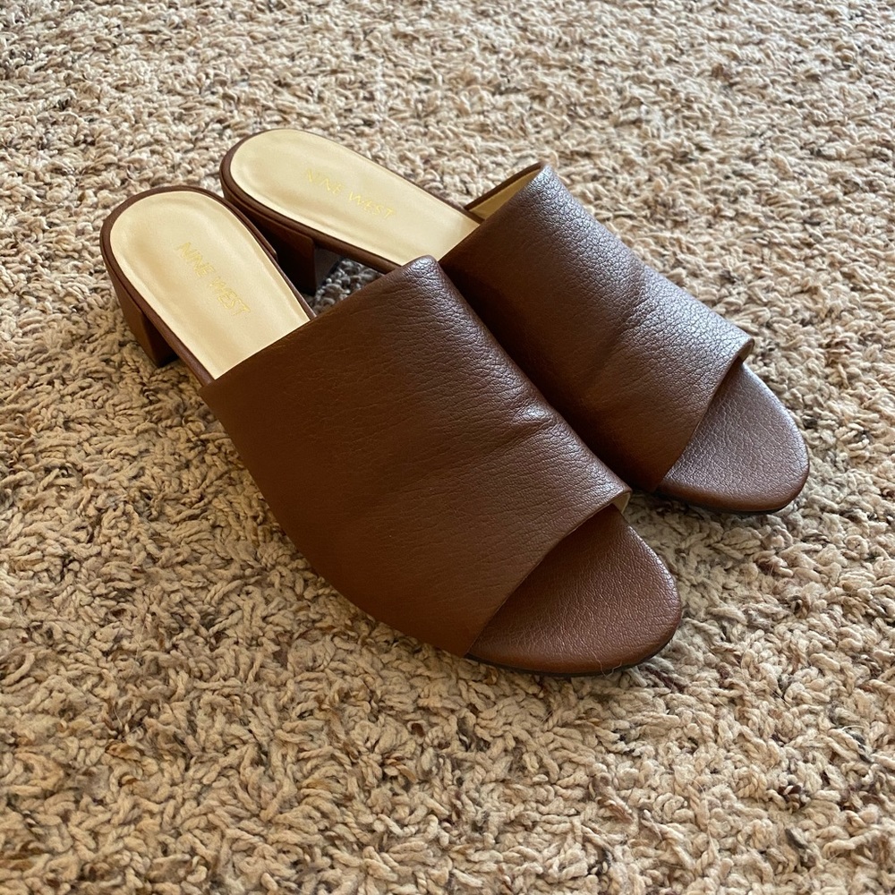 Nine West slippers